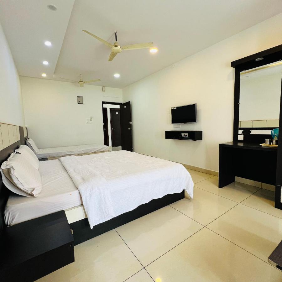 Sdk Residency Hotell Shravanabelagola Exteriör bild